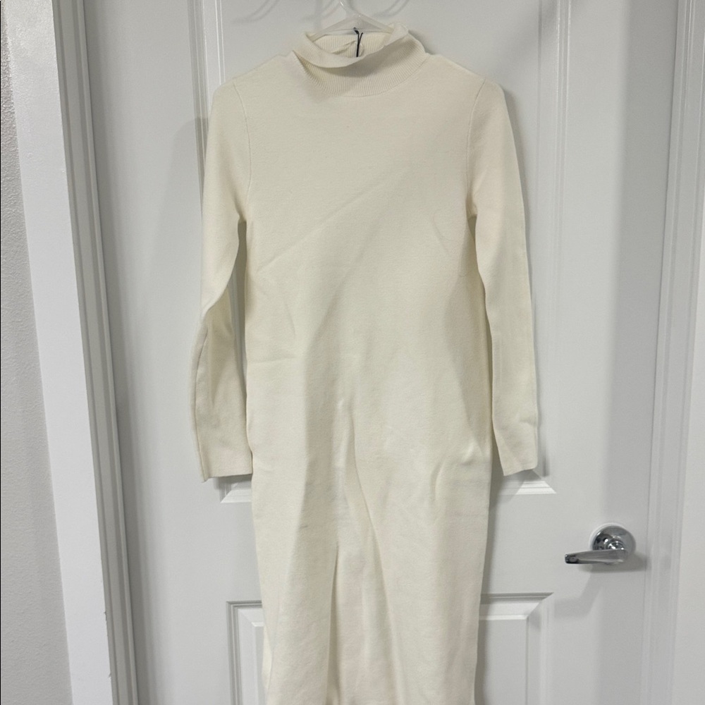 Zara Ivory Ribbed Knit Sweater